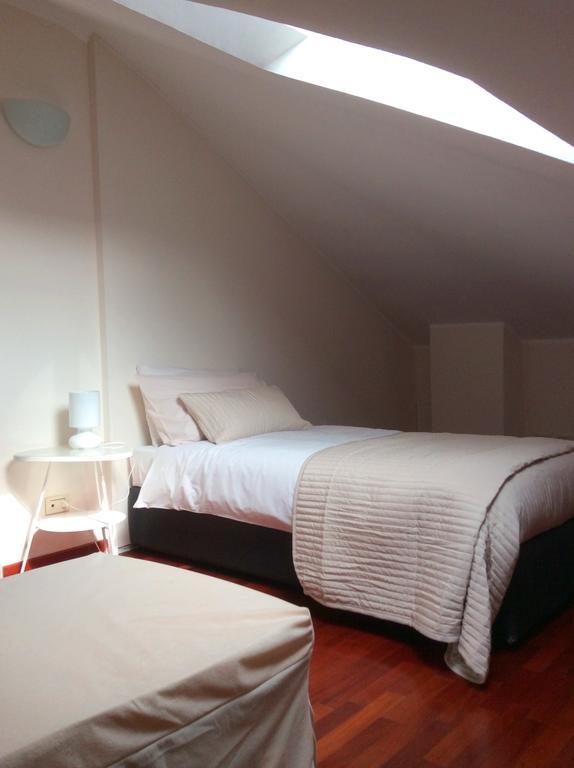 Apartment La Mansarda Alba  Kamer foto